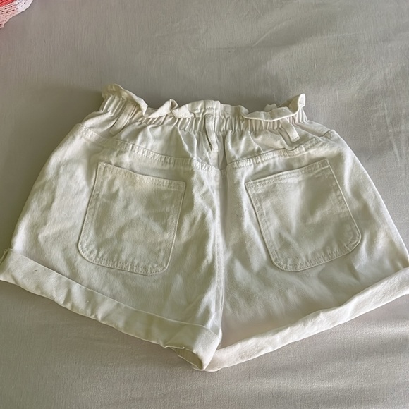 Princess Polly paper bag denim shorts - Picture 2 of 3